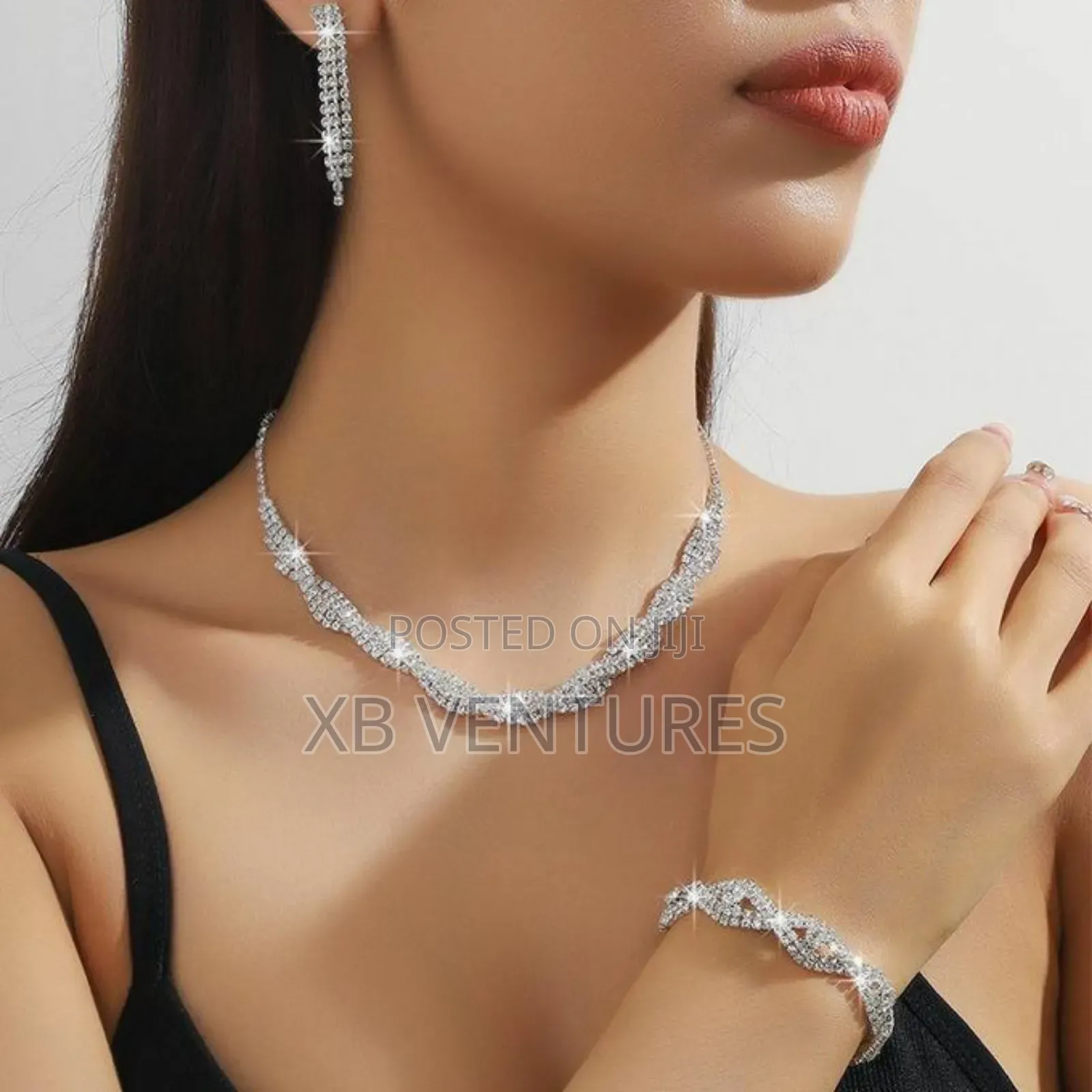 Bold Look Jewelry Set Bracelet Necklace Stud Earringsg