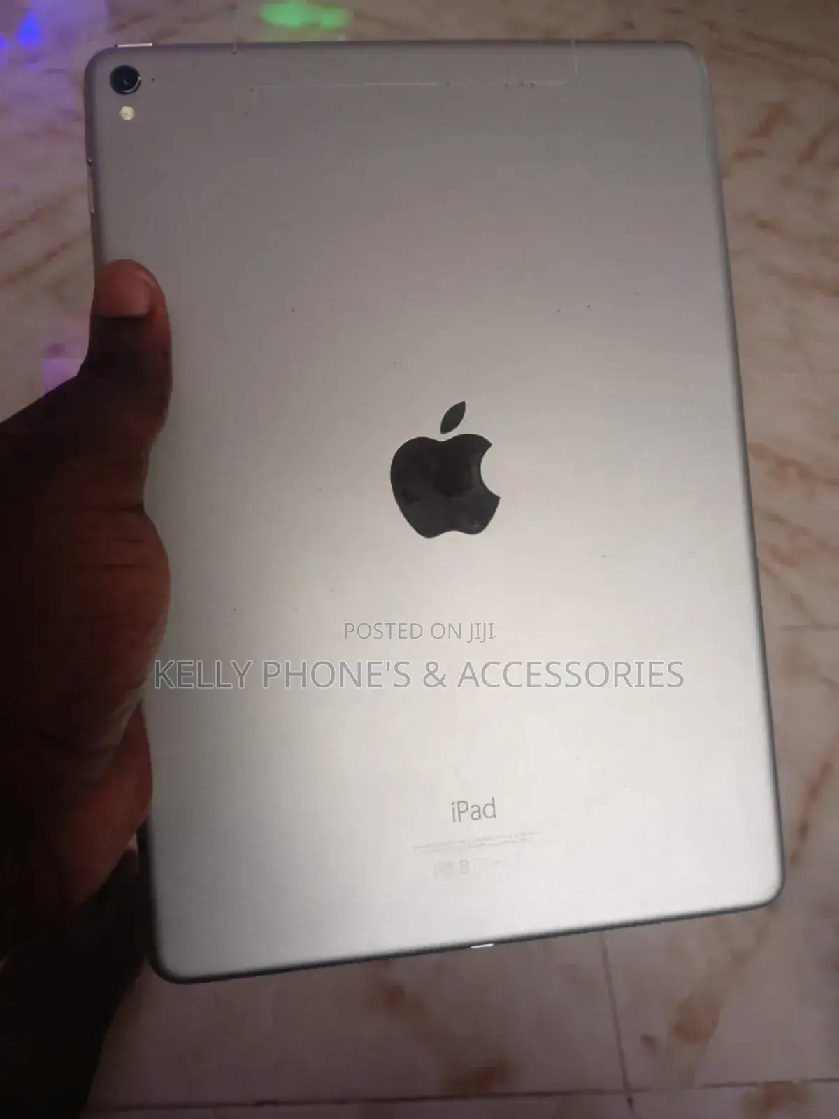 Apple iPad 9.7 64 GB Silver