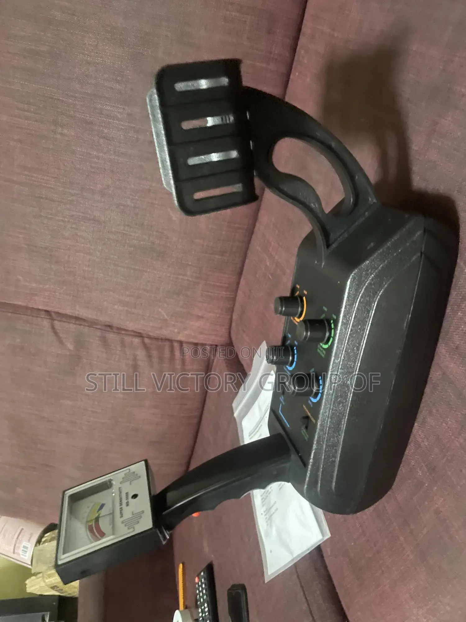 Genuine Commander Gold Detector