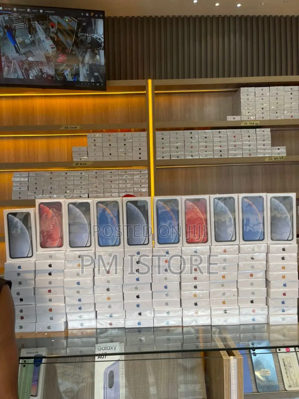 New Apple iPhone XR 64 GB Blue