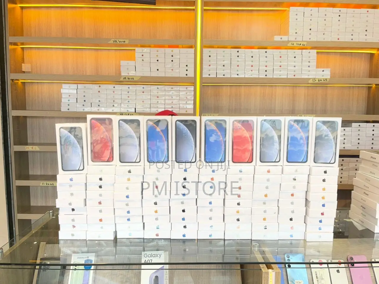 New Apple iPhone XR 64 GB Blue