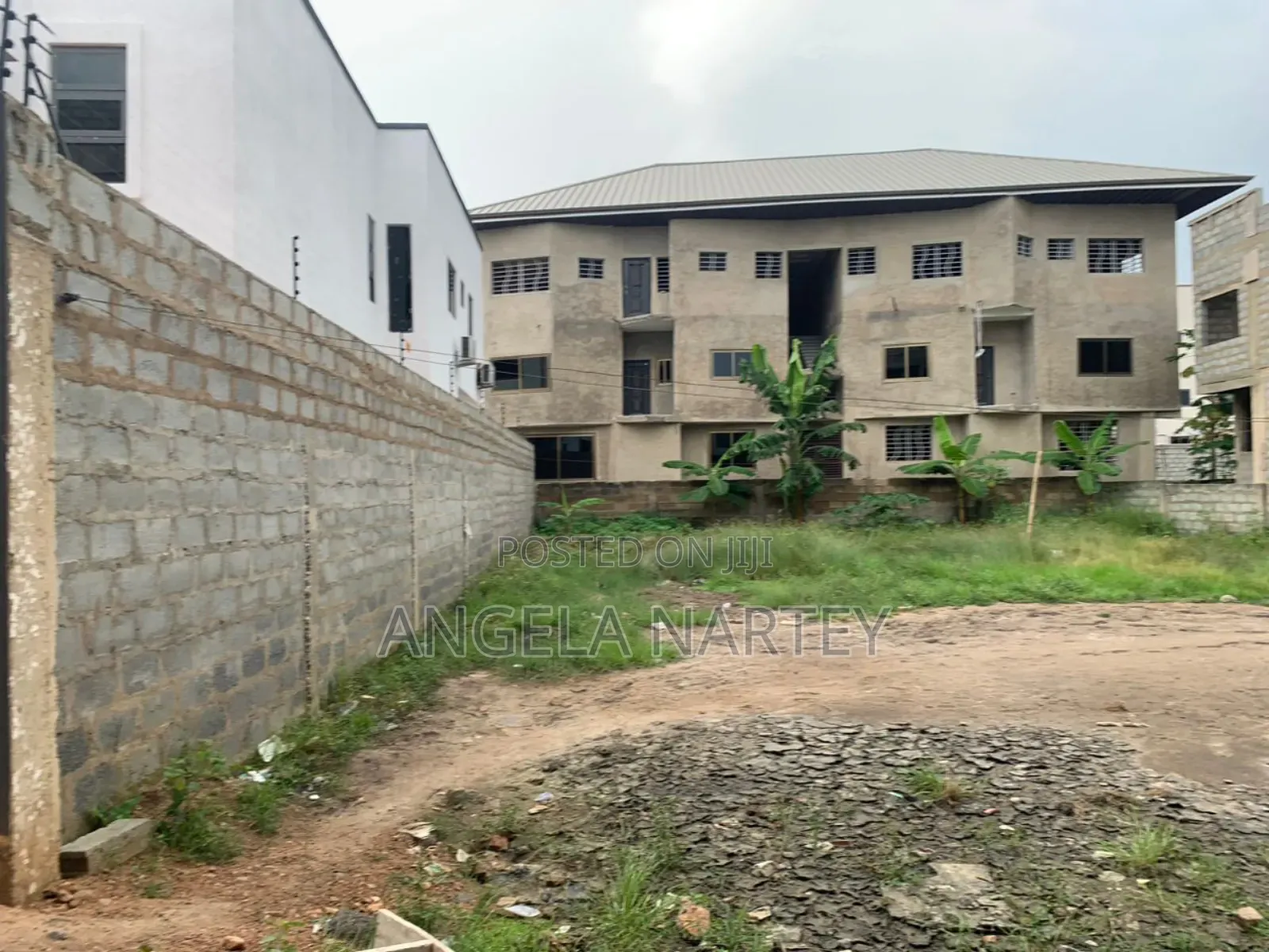 Titled One Plot at Atomic, Close to Pillar 2