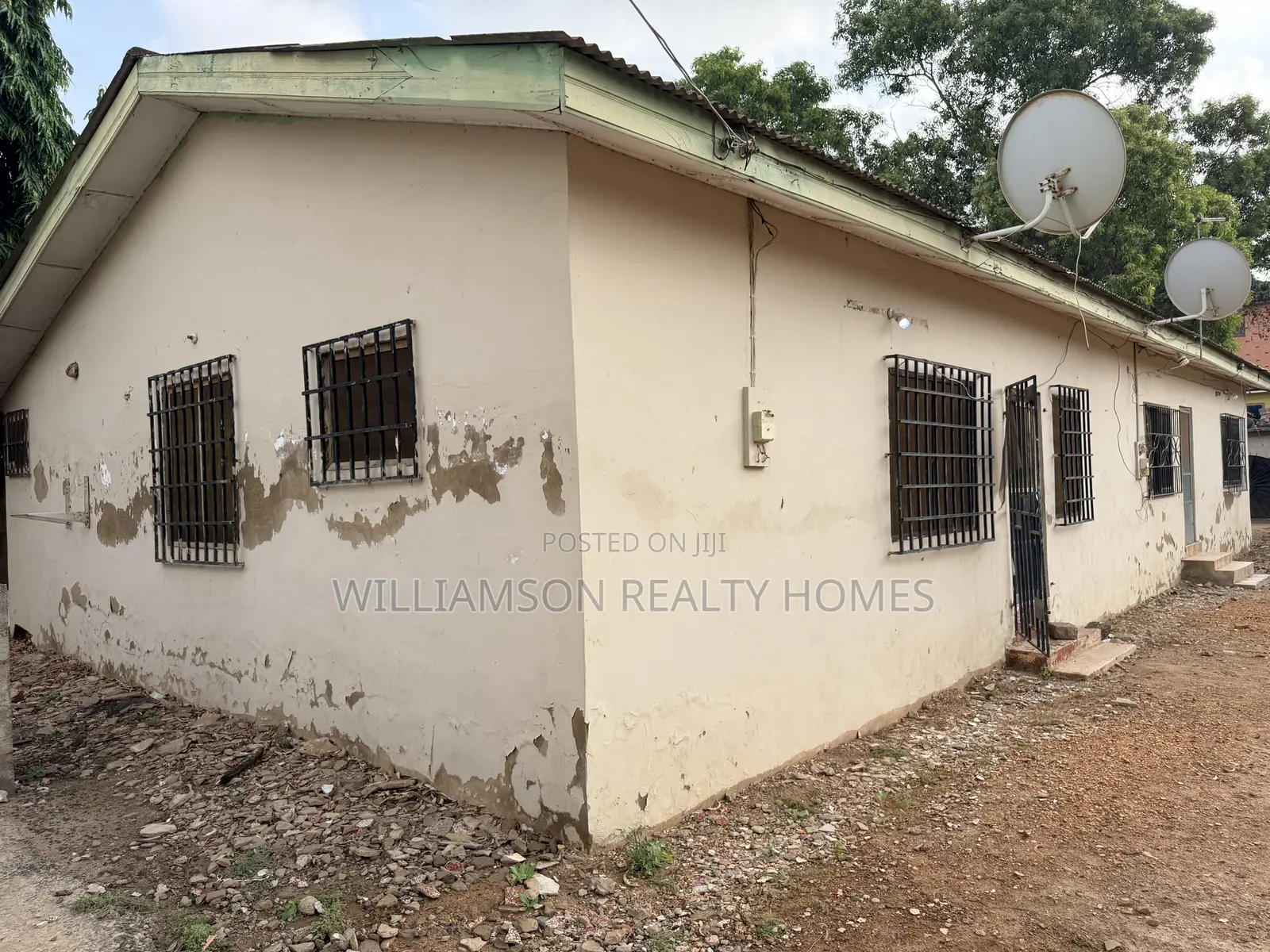 2bdrm Apartment in Kotobabi, Ecobank, Spintex for rent
