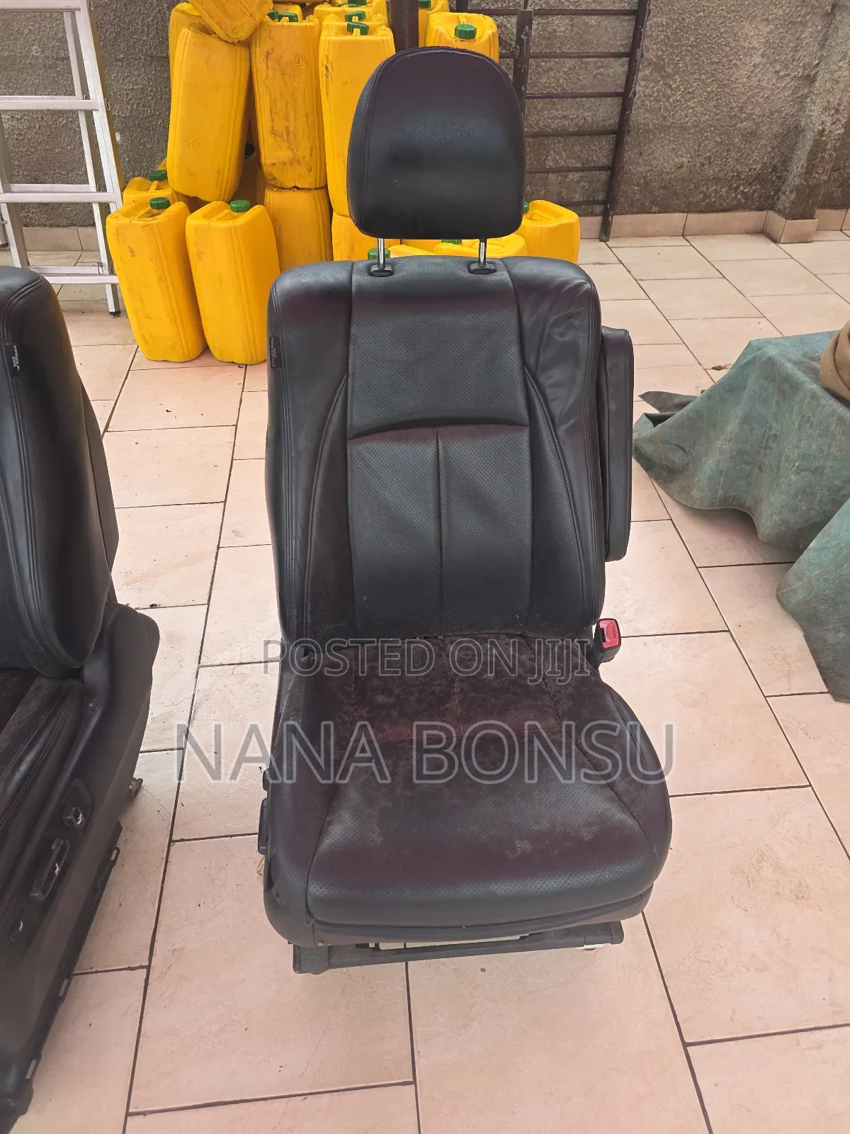 Toyota Voxy Leather Front Seats