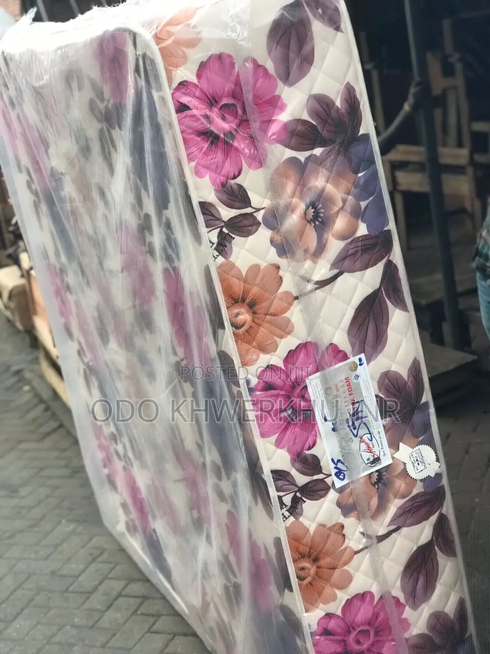 14inches Queen  Size Mattress [Latex Foam Mattresses]