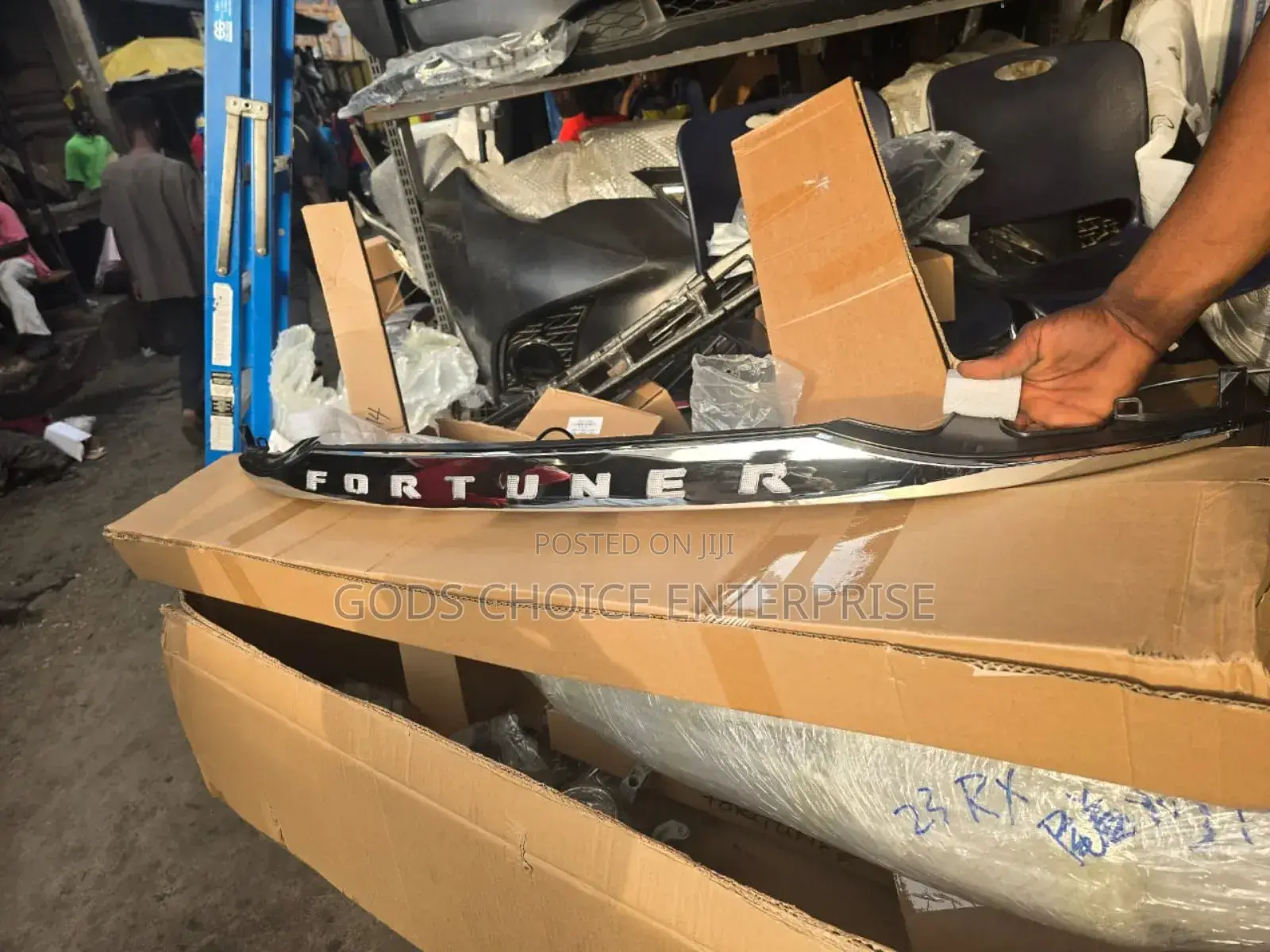 Boot Moulding Led Fortuner 2020-2022