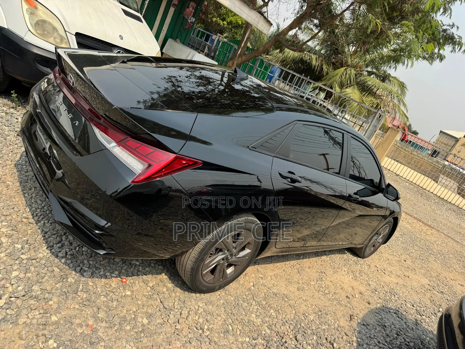 Hyundai Elantra 2022 Black