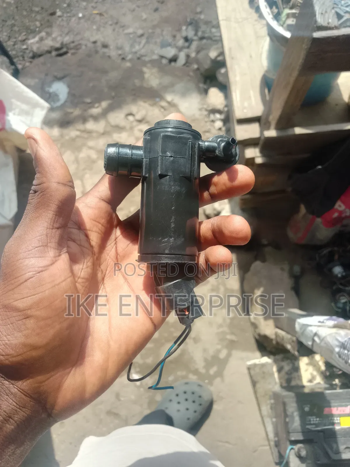 Honda CRV Wiper Wash Bottle Motor 2017,2018,2019,2020,2021,2022