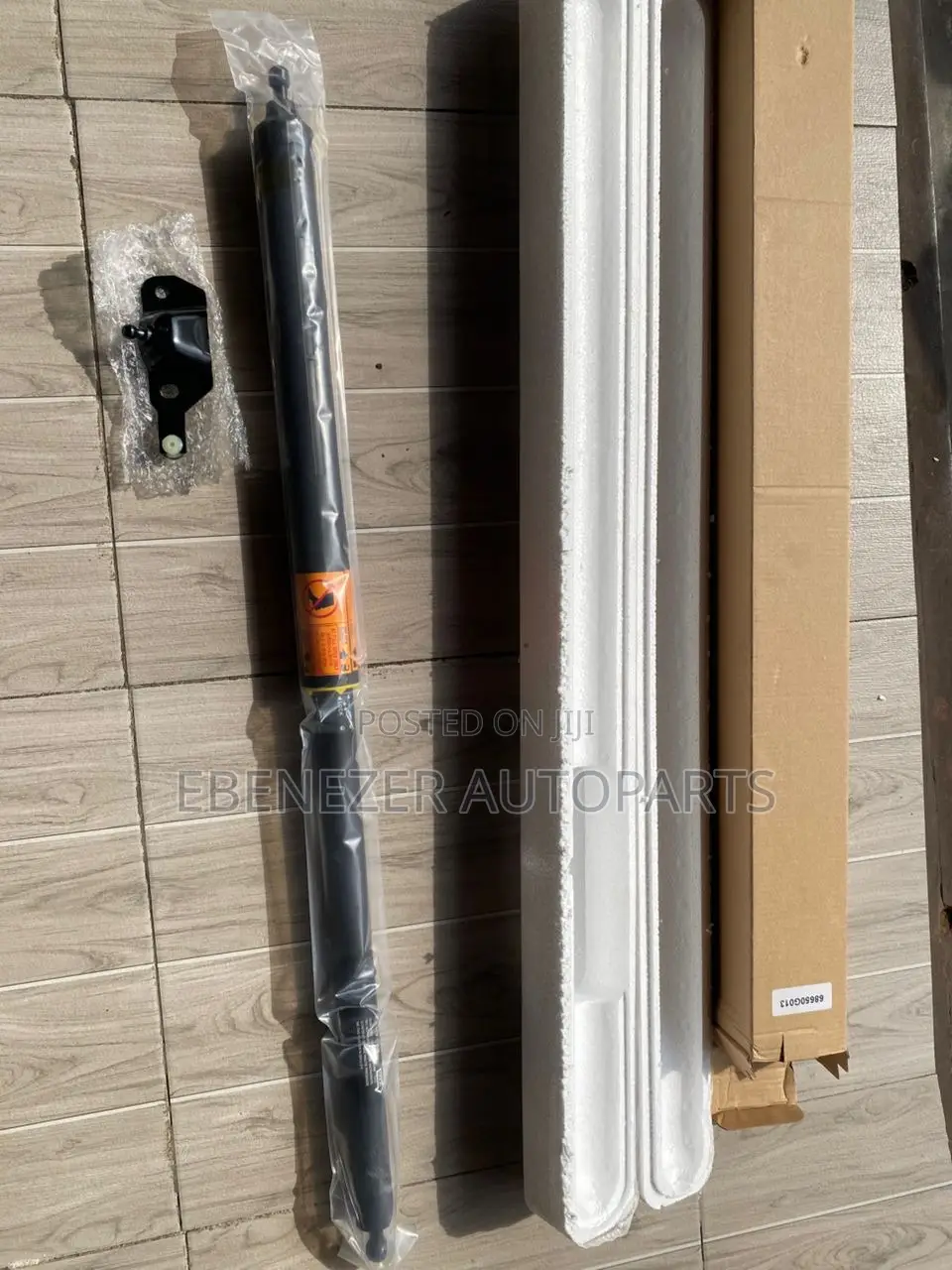 Hyundai Tucson Electronic Automatic Boot Shocks 2016 2017 2018 2019