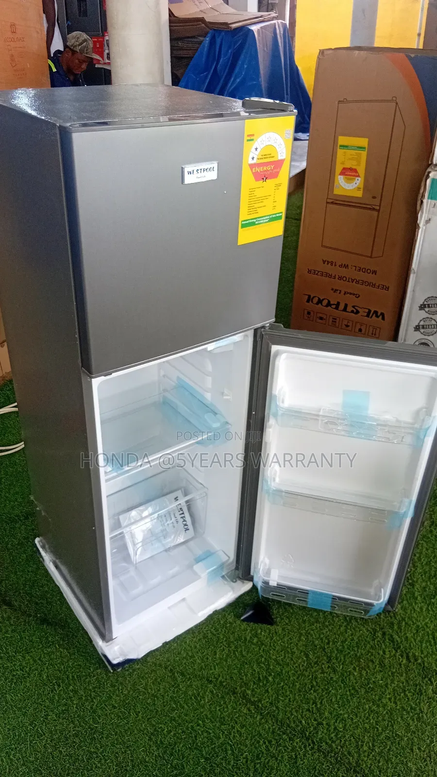 Westpool 136l Refrigerator – Ideal for Limited Spaces