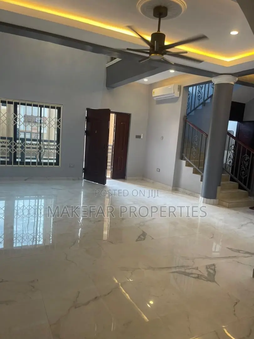 4bdrm House in School Junction for rent