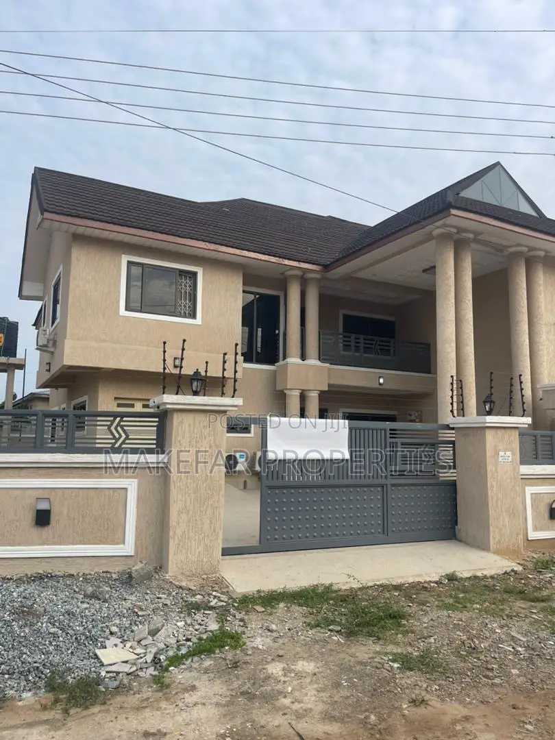 4bdrm House in School Junction for rent
