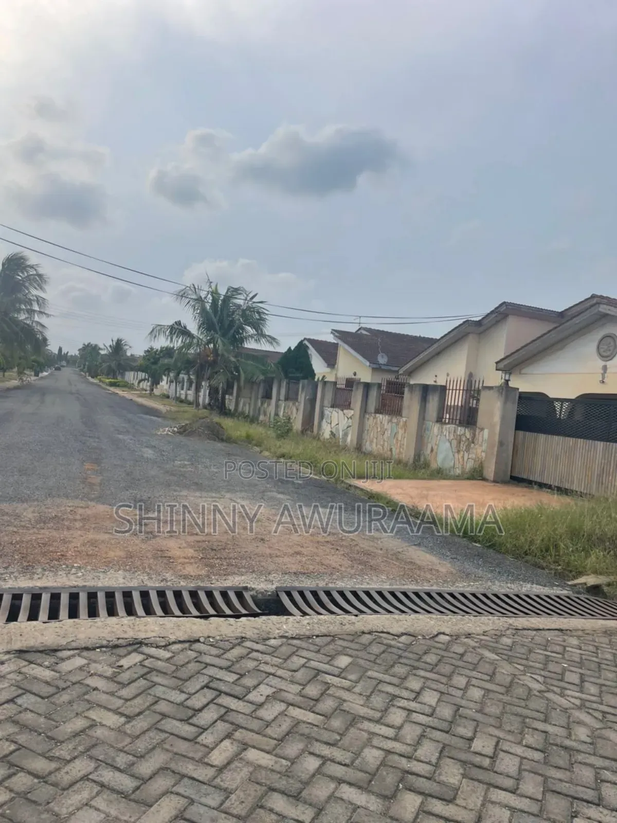 4bdrm House in Emefs Estate, Afienya for sale