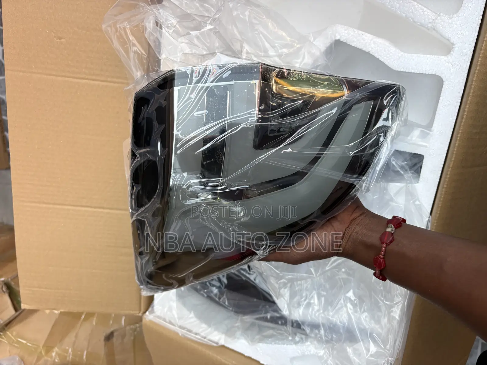 Honda HRV 2018-22 Spec Tail Light With Boot Light Led Complete
