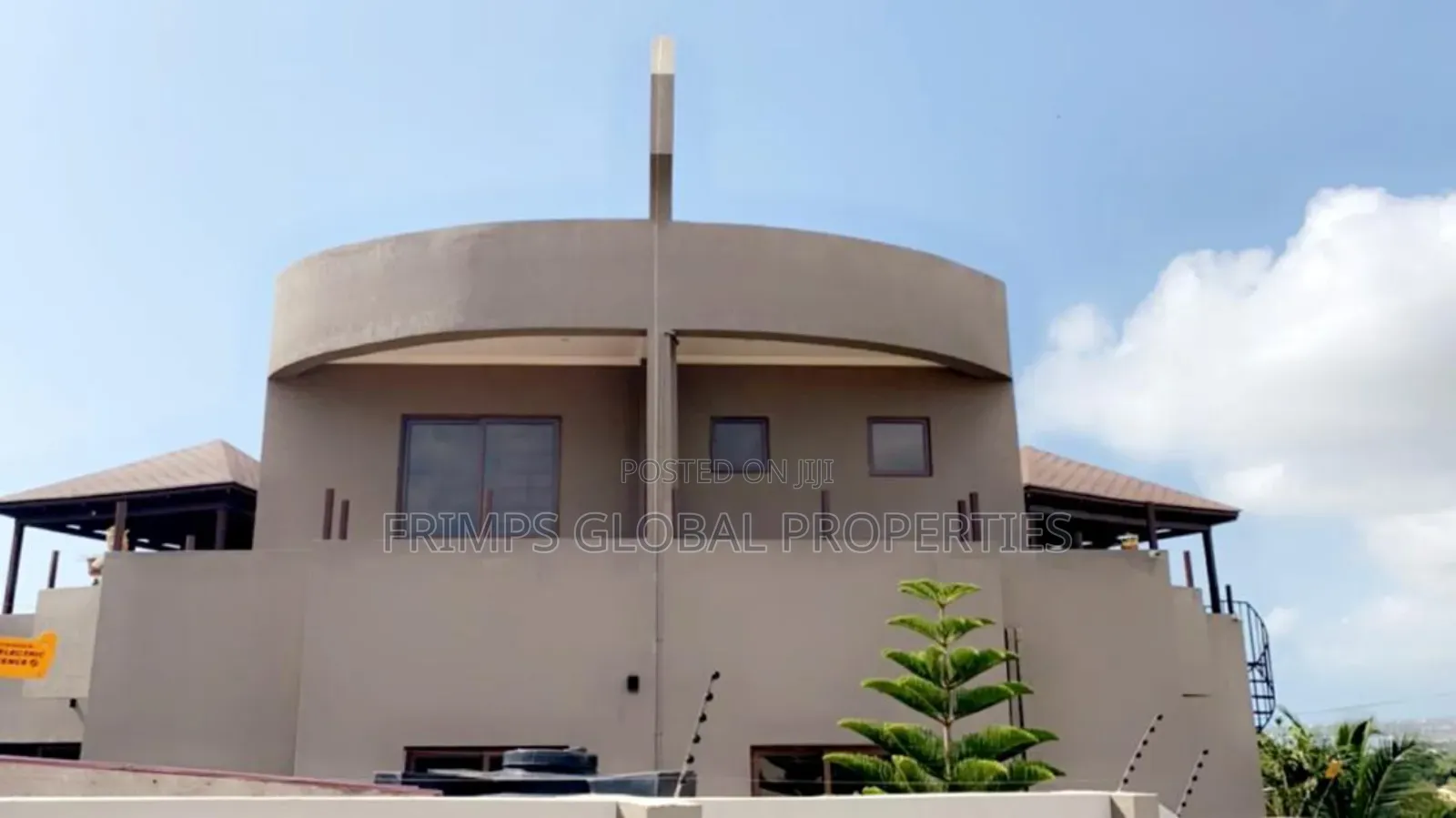 5bdrm House in Weija for sale
