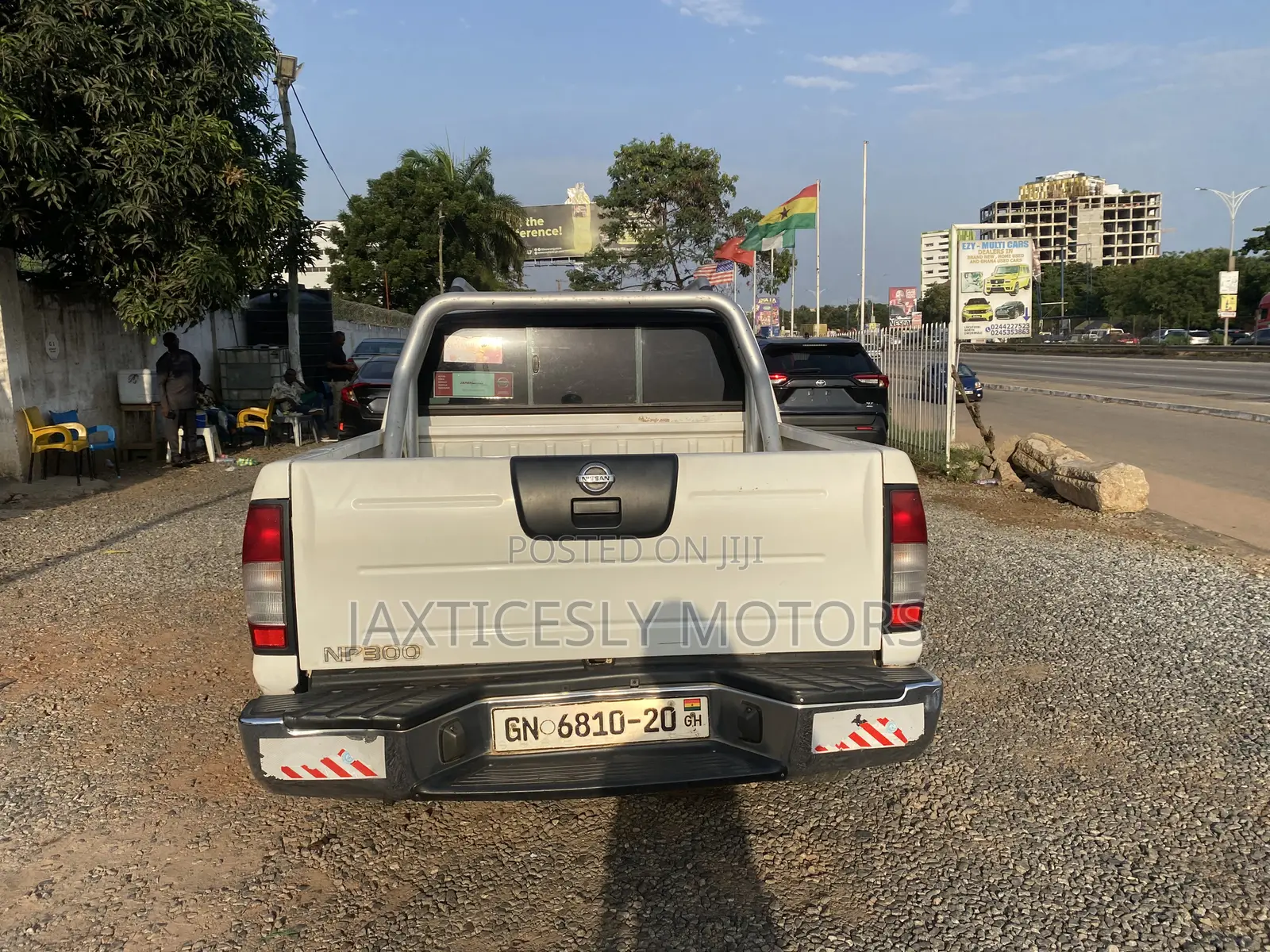Nissan Hardbody 2020 White