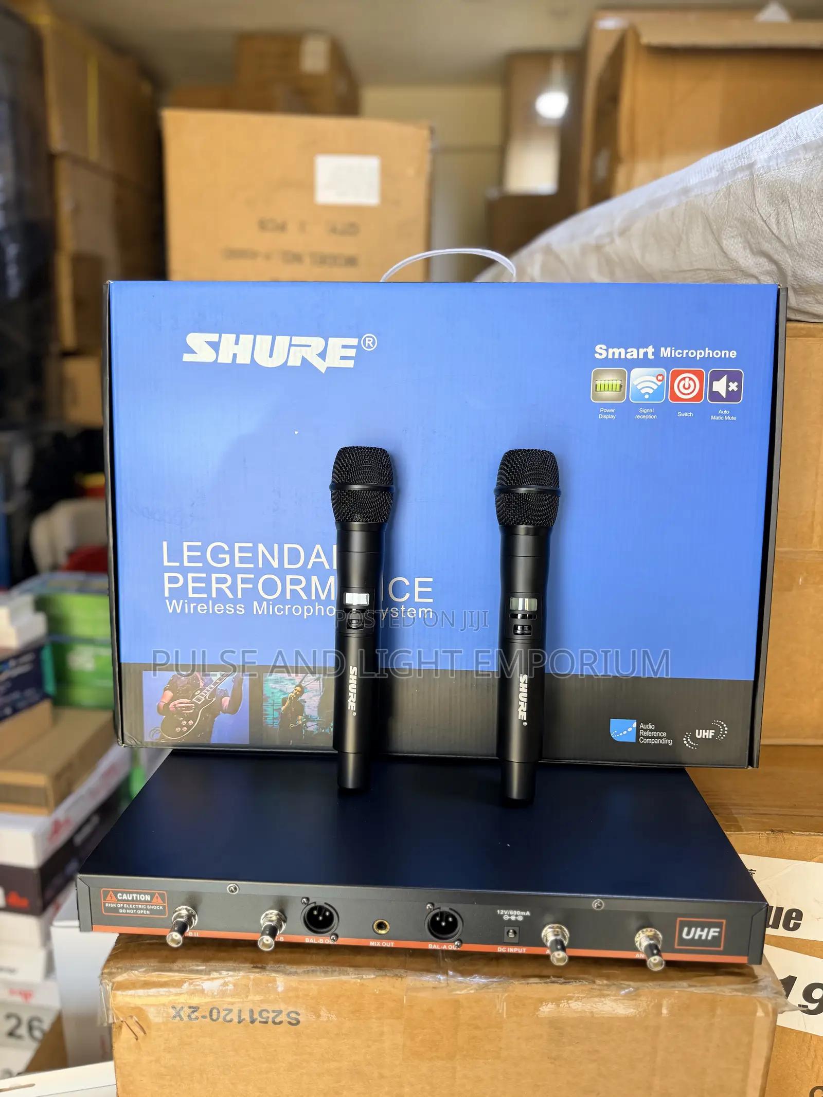 Shure U-6320 Wireless Microphone System