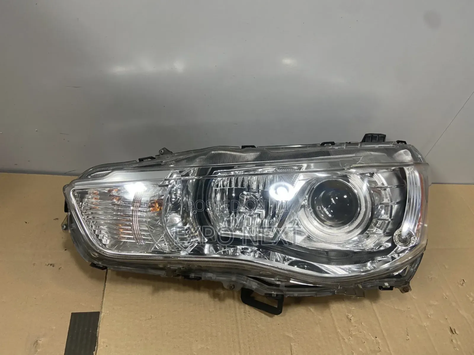 Outlander Headlight 2010-2012