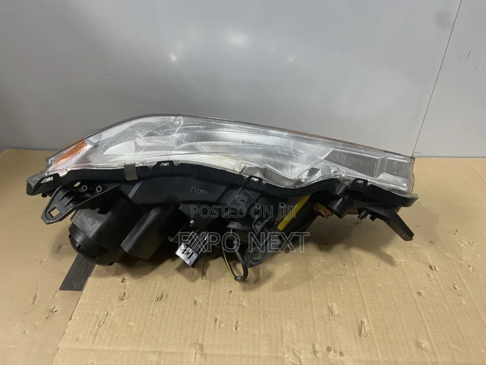 Outlander Headlight 2010-2012