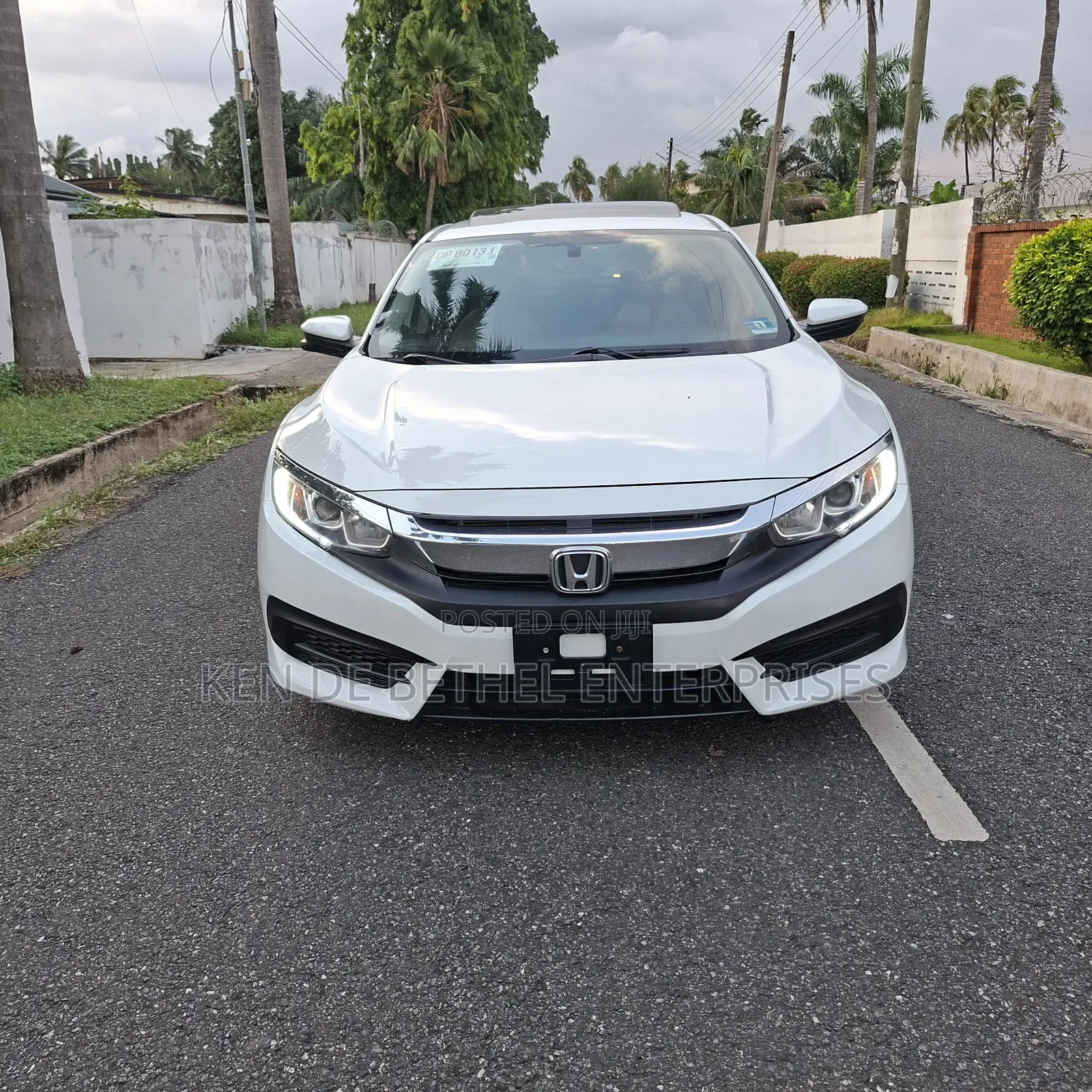 Honda Civic EX 4dr Sedan (2.0L 4cyl) 2017 White