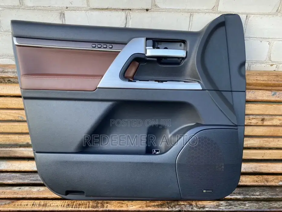 Land Cruiser 200 Door Cover