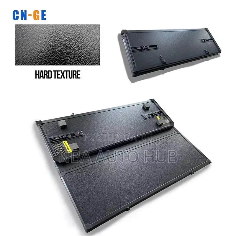 Toyota Hilux Bucket Cover (Tri-Fold Hard) Revo