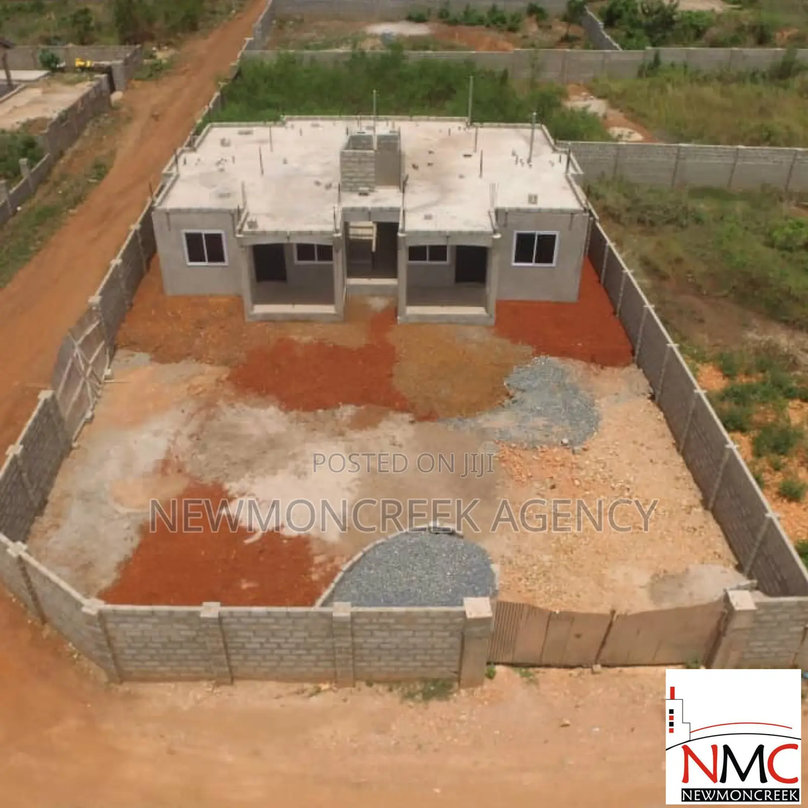 12bdrm Block of Flats in Adenta.Amrahia.Baron for sale