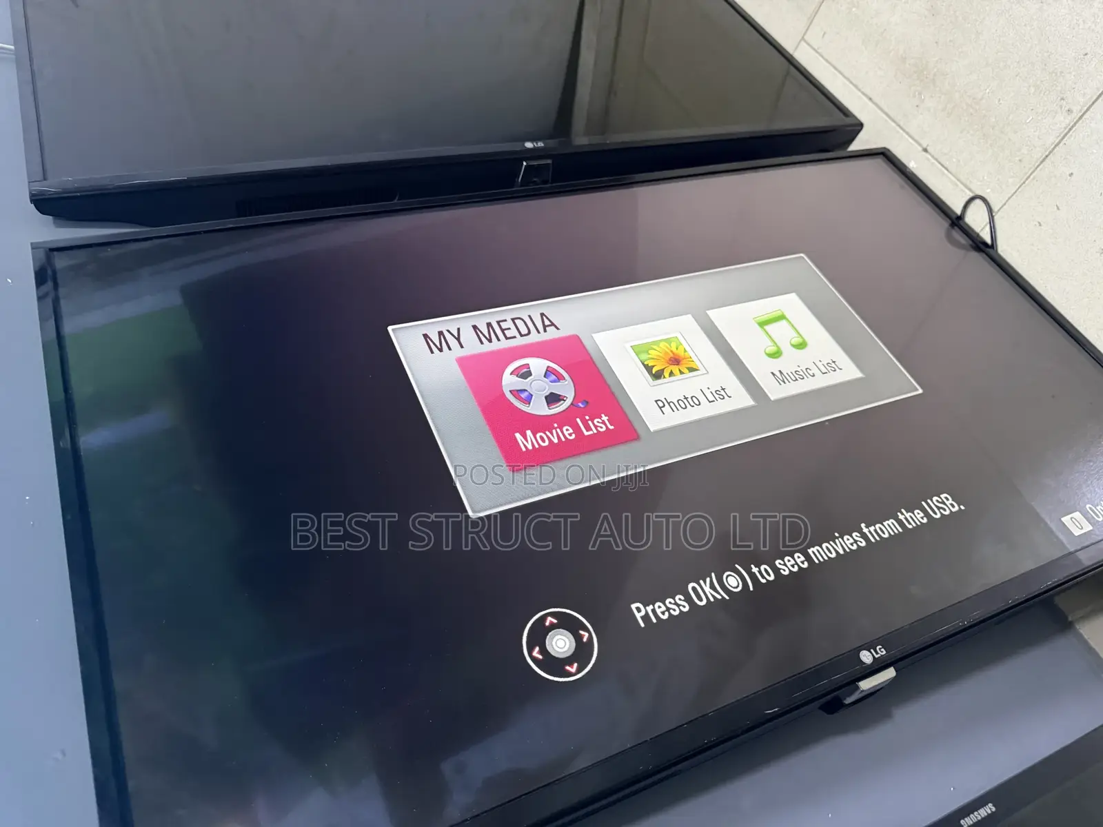 Slighlty Used 43 Inches Lg Smart Tv