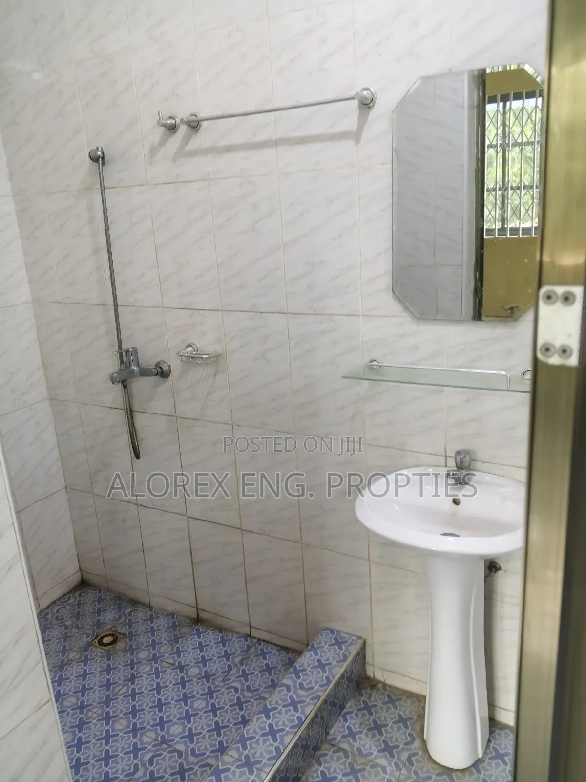 2bdrm Apartment in Teiman, Oyarifa for rent