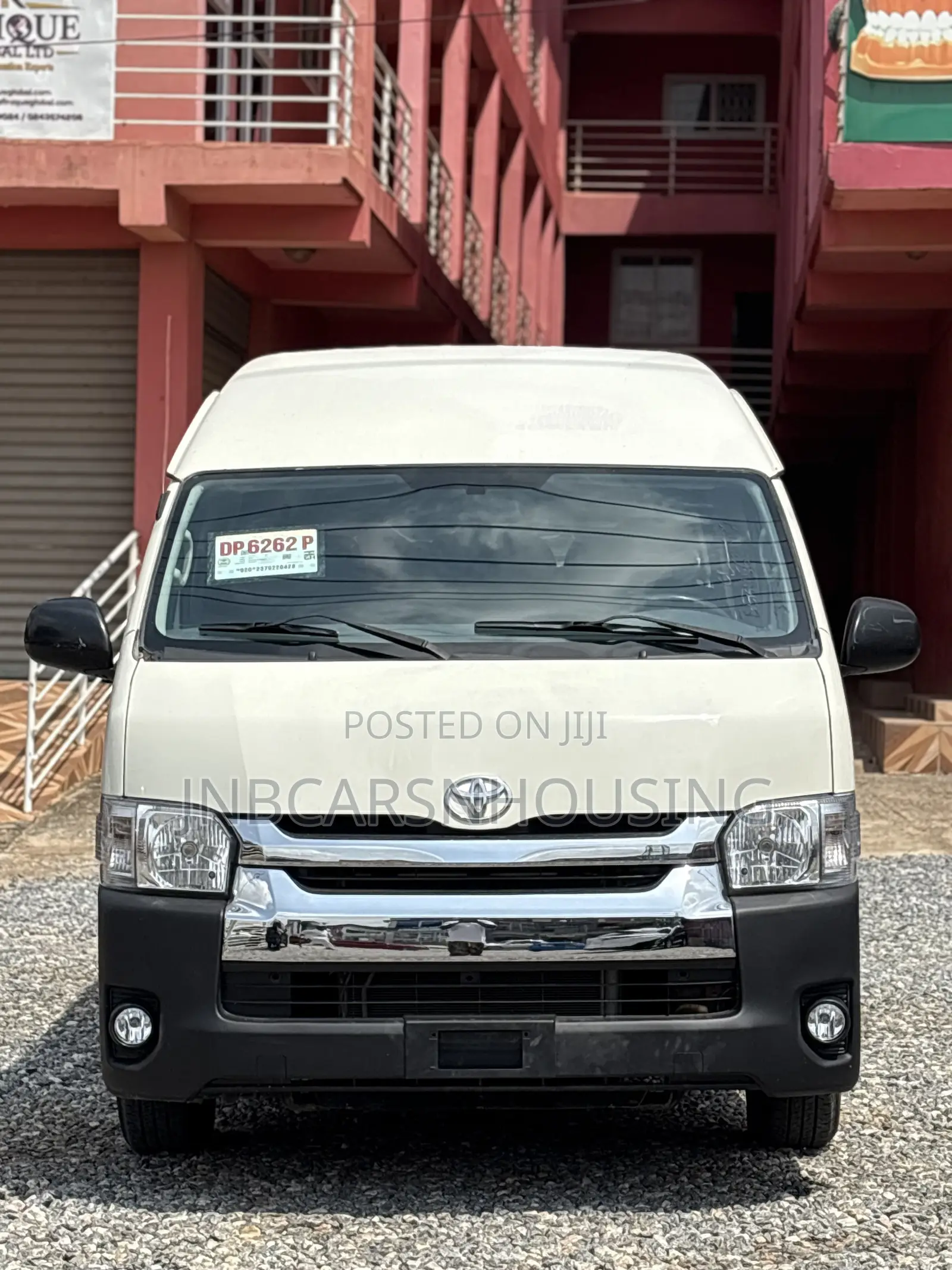 Toyota HiAce 2012 White