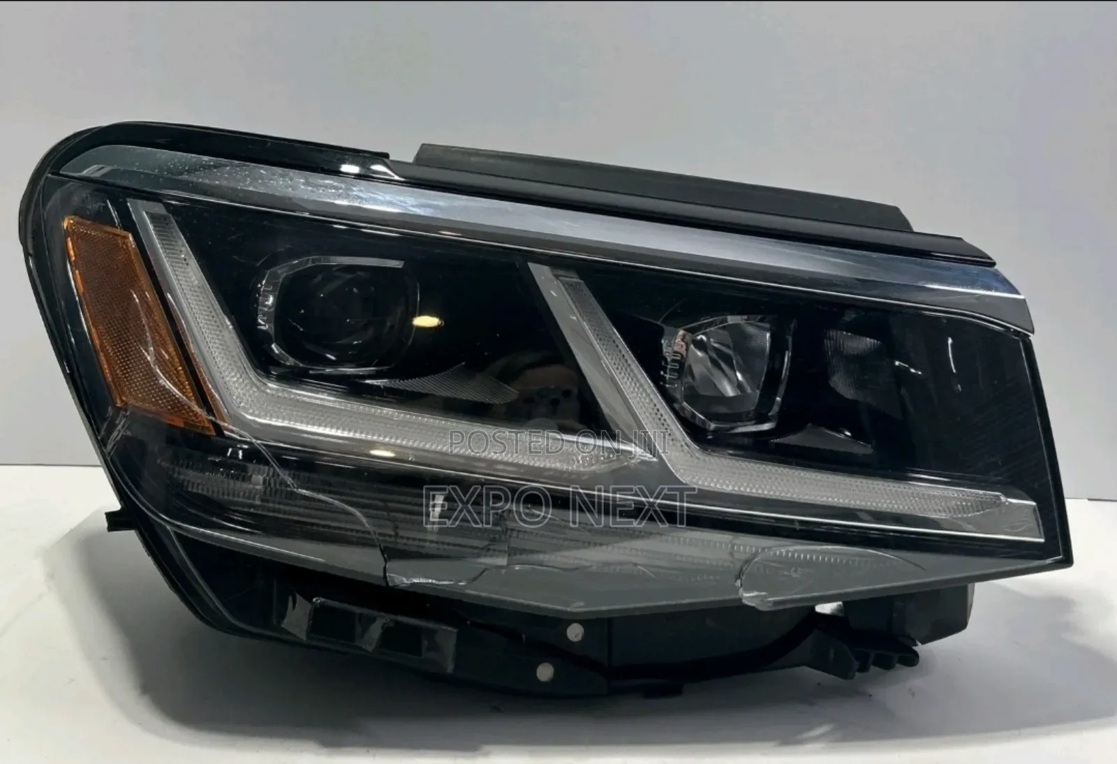 2020-2022 Volkswagen Atlas Cross Sport Headlight Right Passenger Led