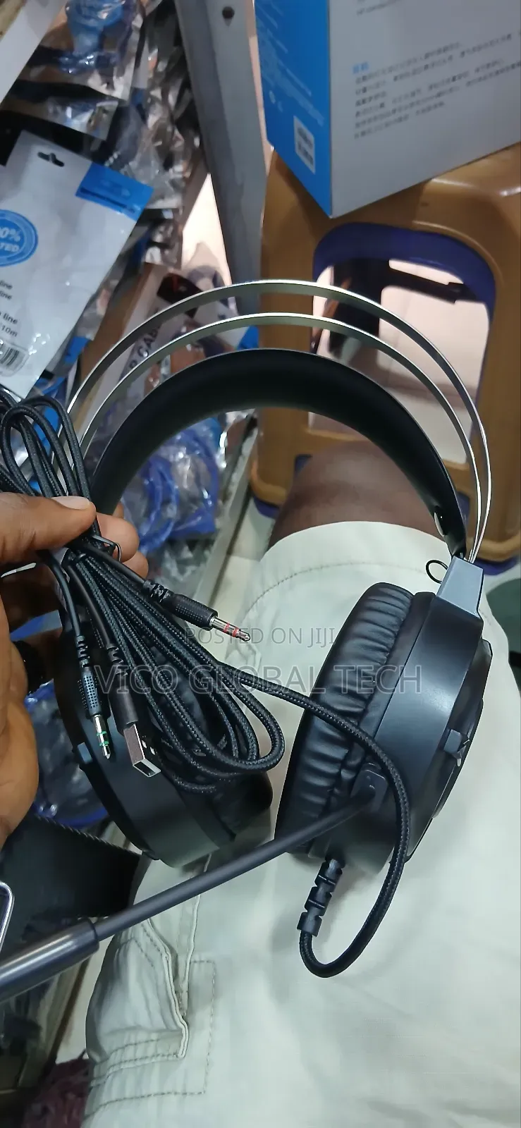 Gaming Headset With Usb/Aux Pin
