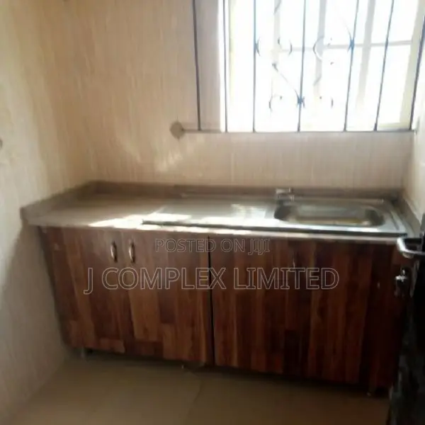 1bdrm Apartment in Methodist Church Area for rent