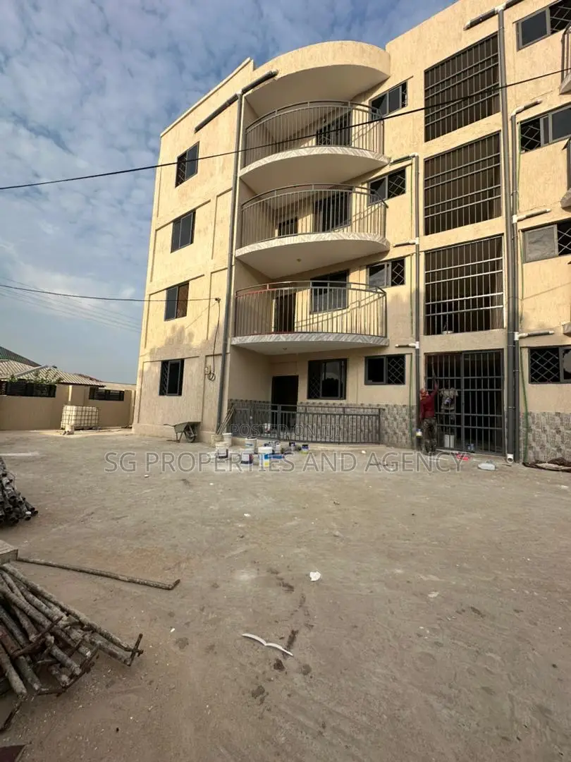 1bdrm Apartment in Adjei Kojo, Community 25 for rent