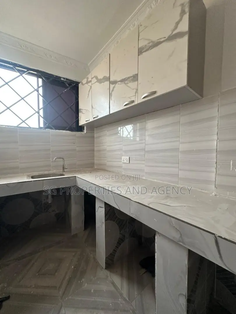1bdrm Apartment in Adjei Kojo, Community 25 for rent
