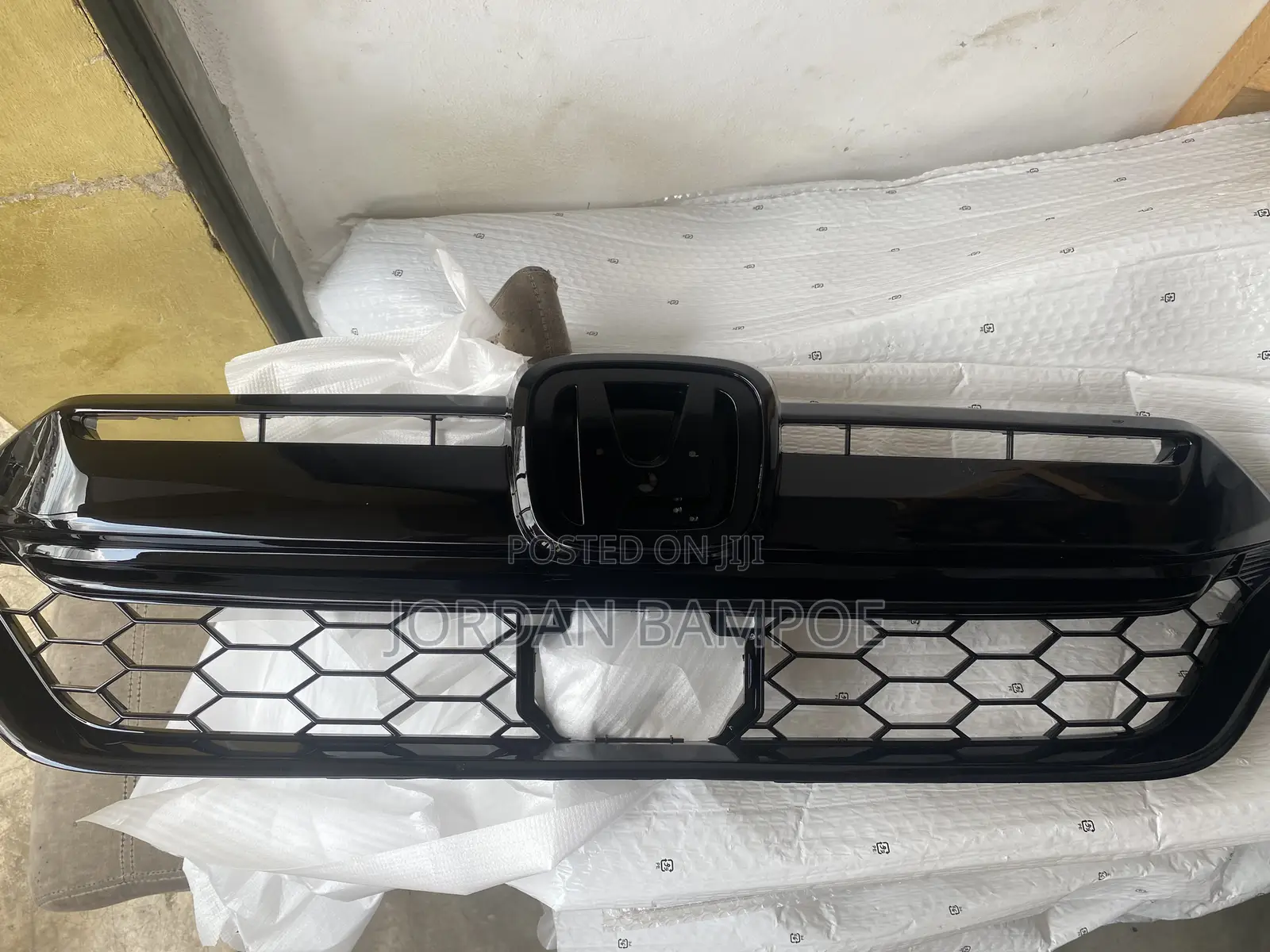 Honda Accord Front Shells and Grille Available