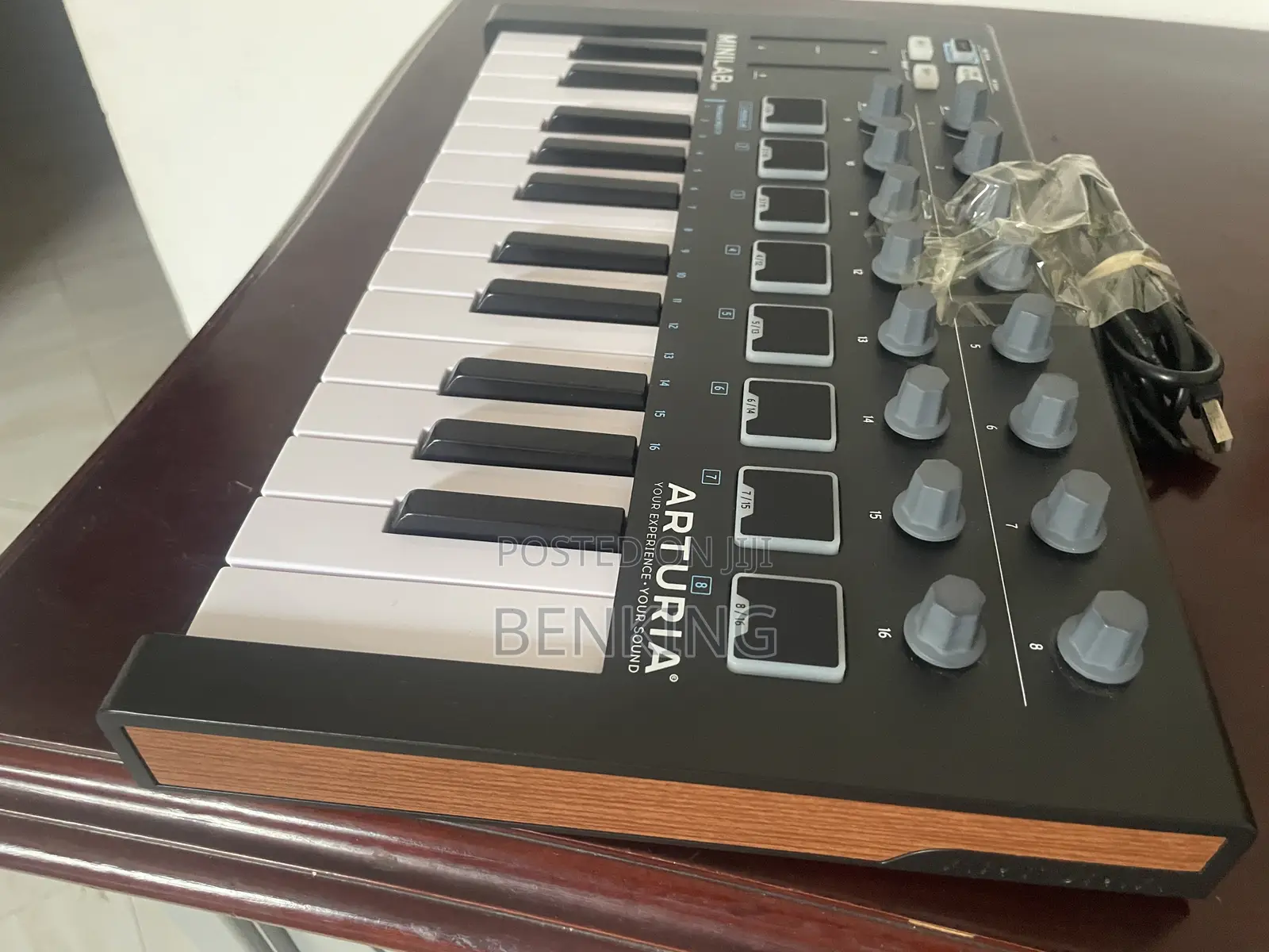 Arturia Minilab Mk Ii Keyboard