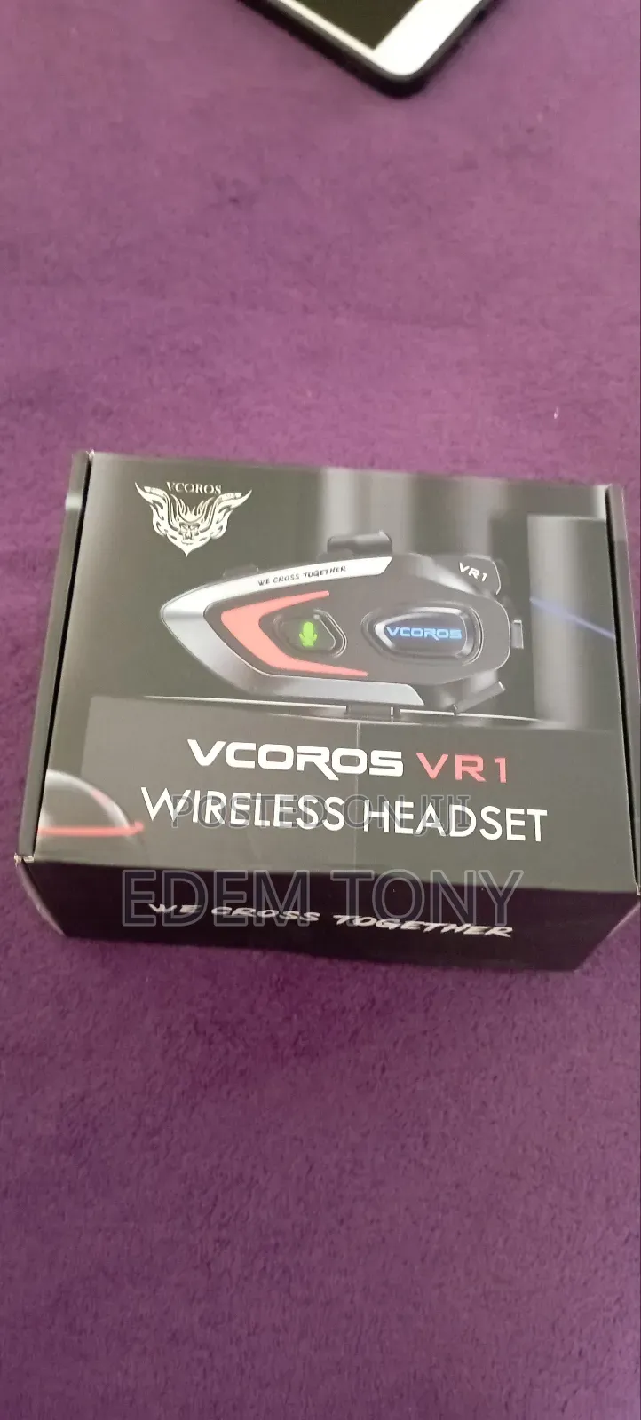 Vcoros Vr1 Is A Wireless Motorcycle Helmet Headset