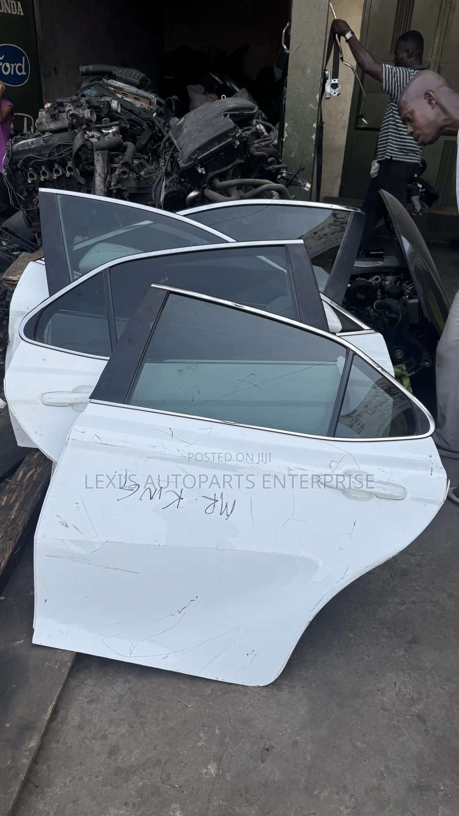 Toyota Camry 2018,2019,2020,2021,2022 Doors Available