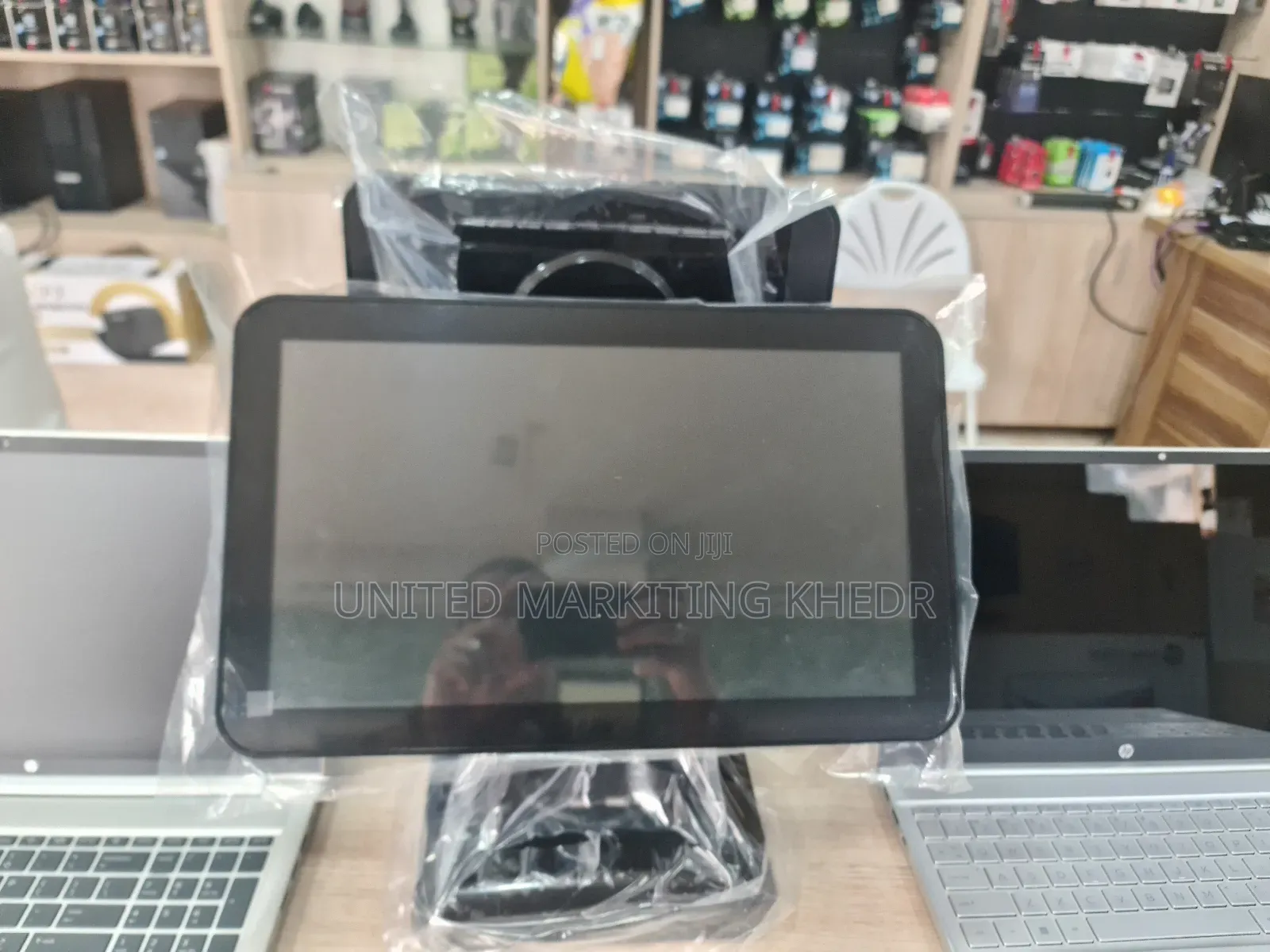 Double Screen Touch Pos Machine Core I3,4gb,256gb ,Windows 10