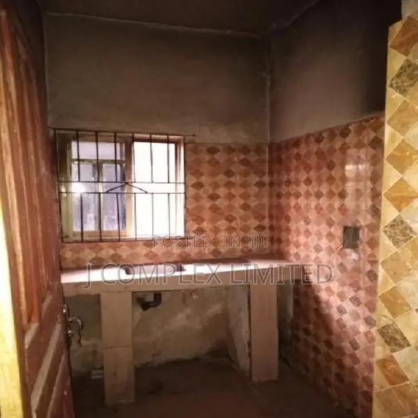 1bdrm Apartment in Estates for rent