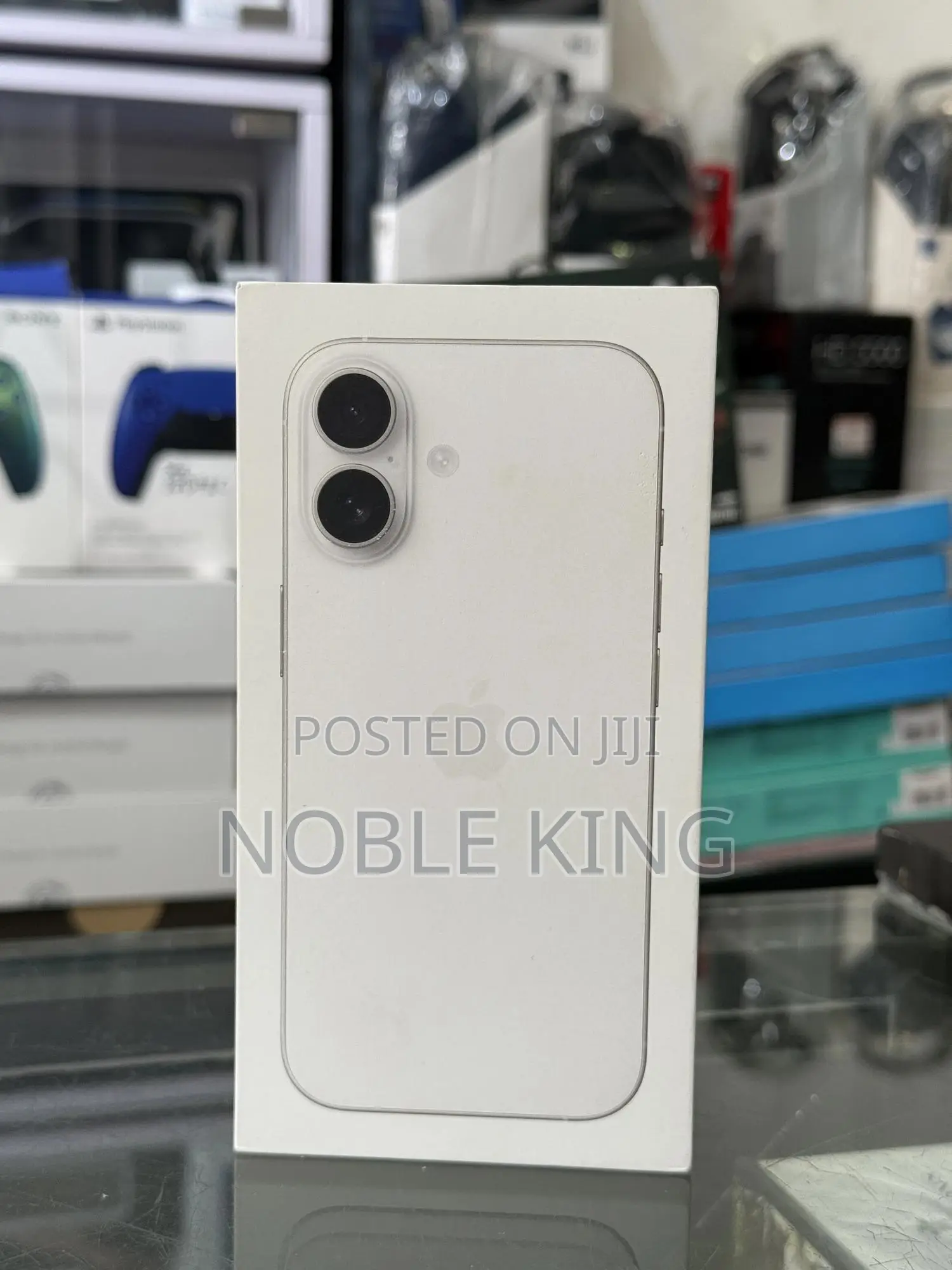New Apple iPhone 17 256 GB White