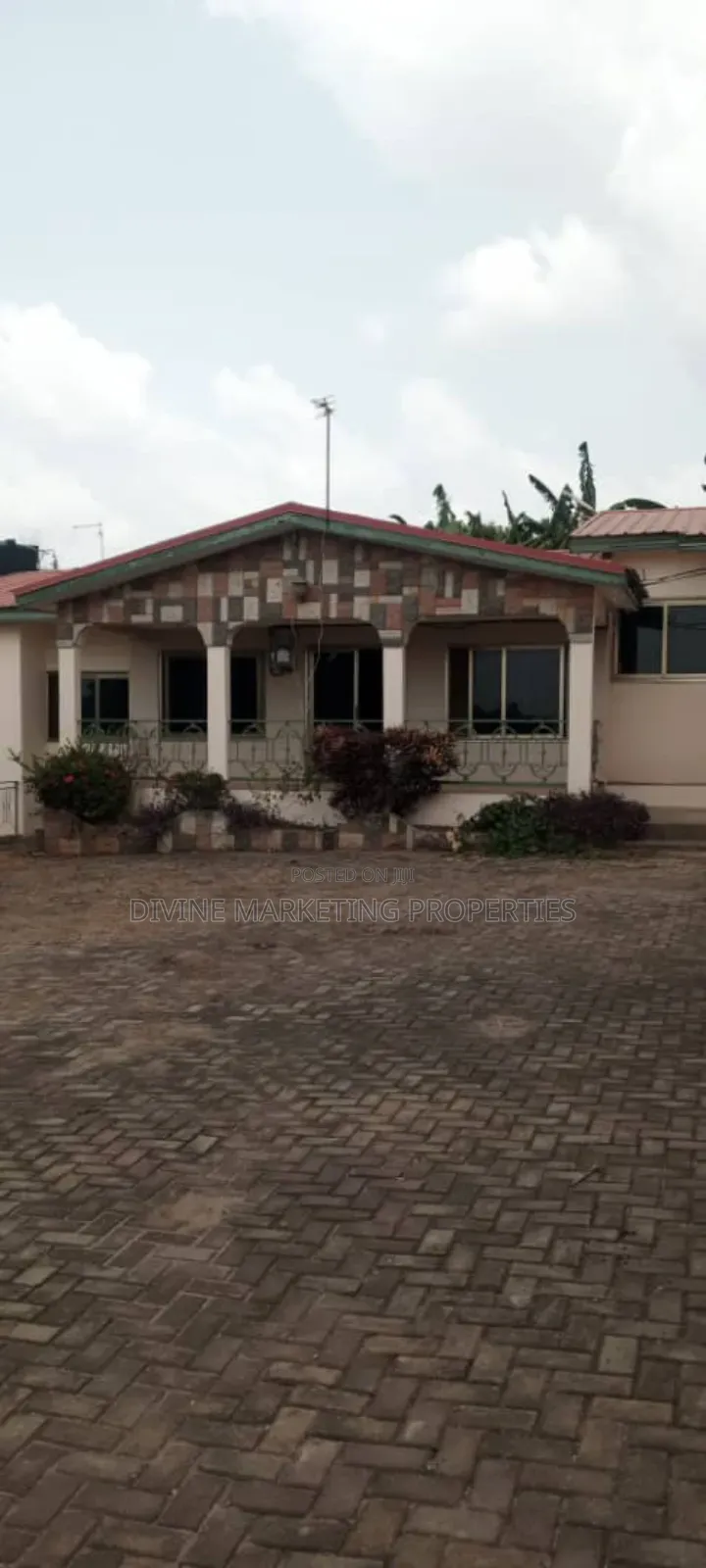 4bdrm House in Gbawe Montessori for sale