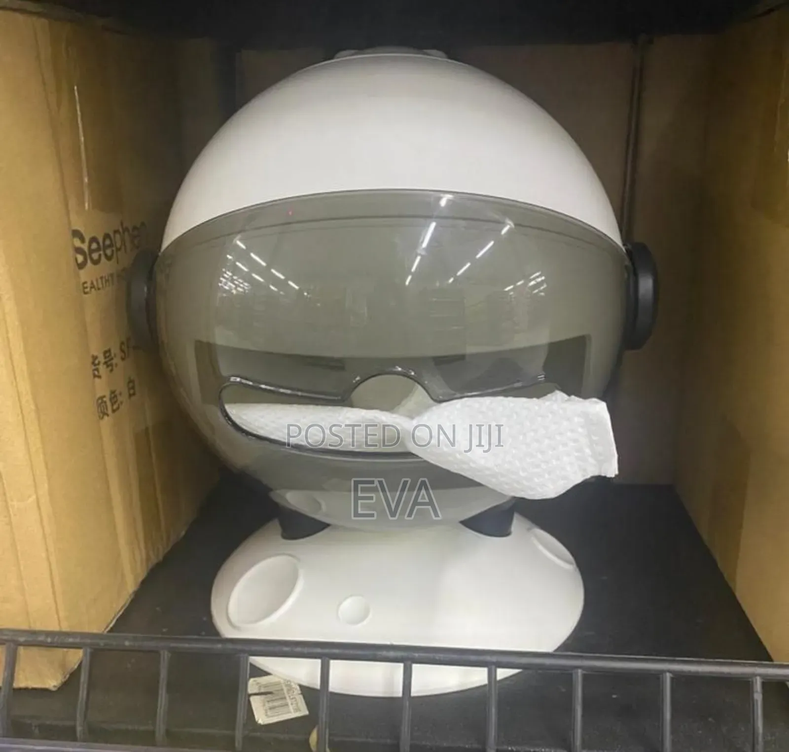 Tissue Holder