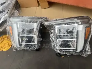 Ford F-150 2022 Headlight Pair