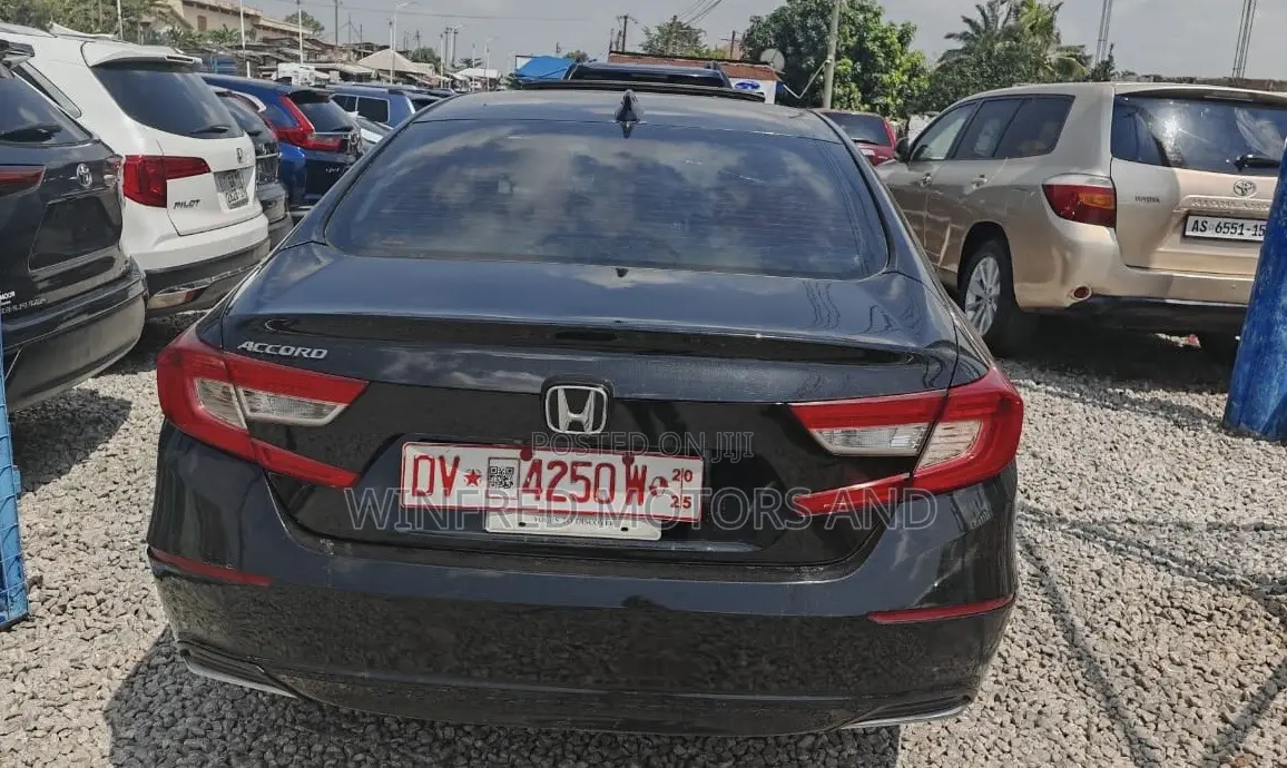 Honda Accord Touring 2.0T 2018 Black