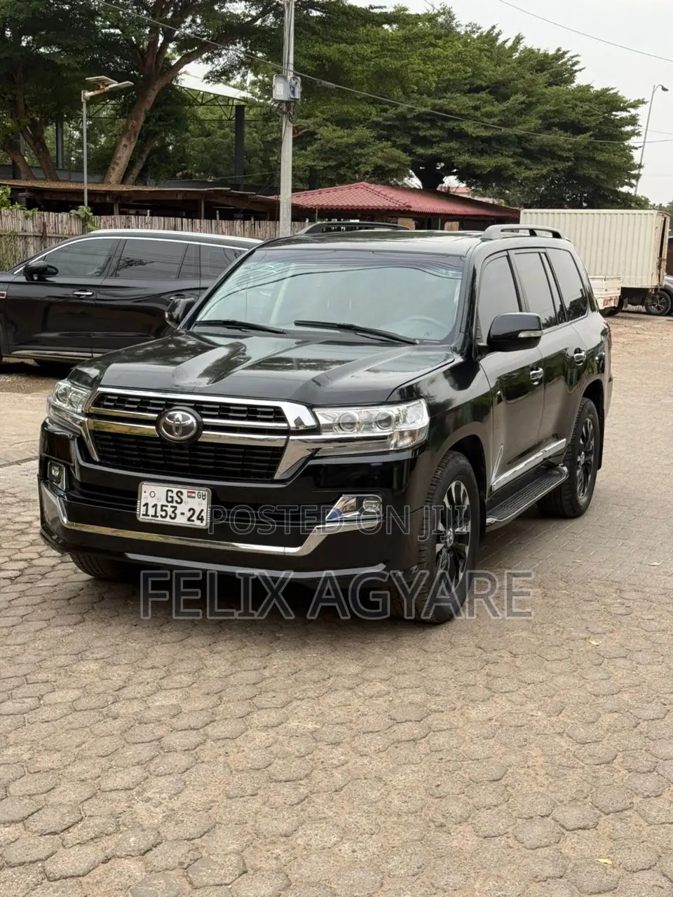 Toyota Land Cruiser 4.5 V8 GX-R 2014 Black