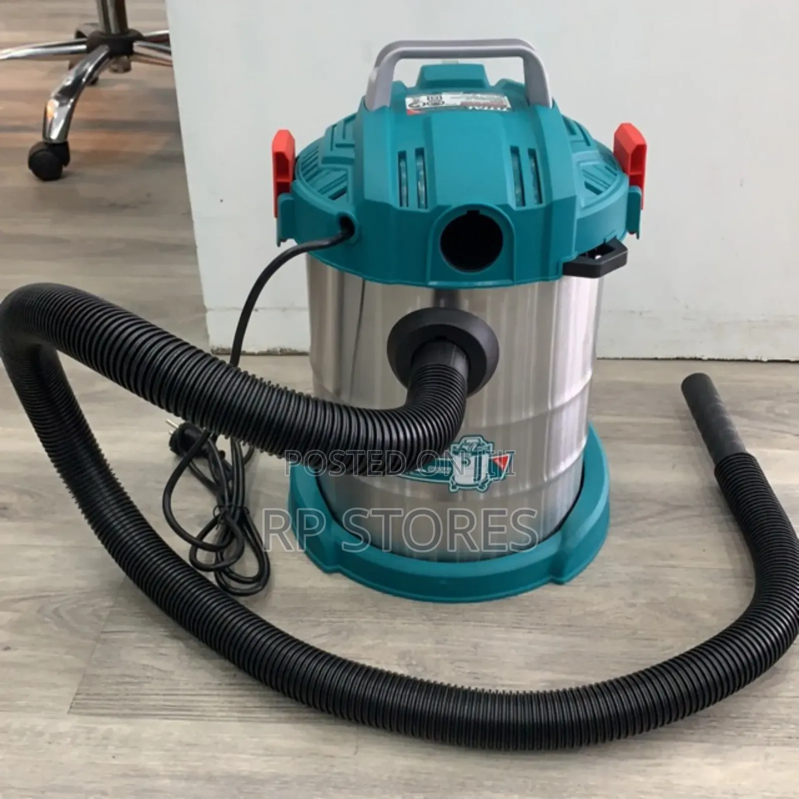 Total Vacuum Cleaner 12l/800w