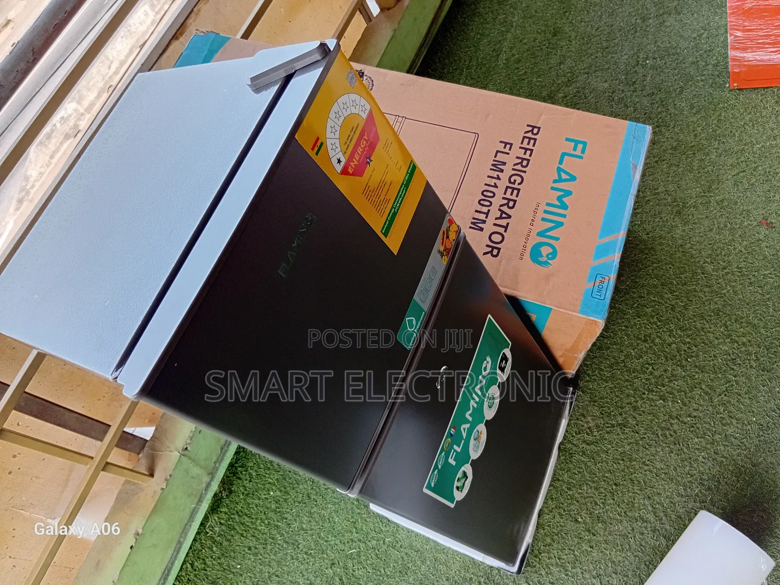 Flamingo 80l Mini Bar Refrigerator – Ideal for Beverages