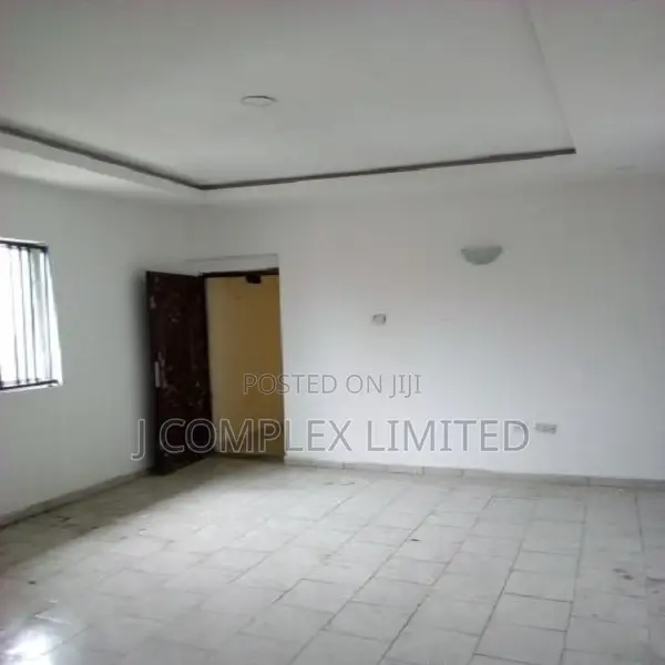4bdrm House in Trade Fair for rent